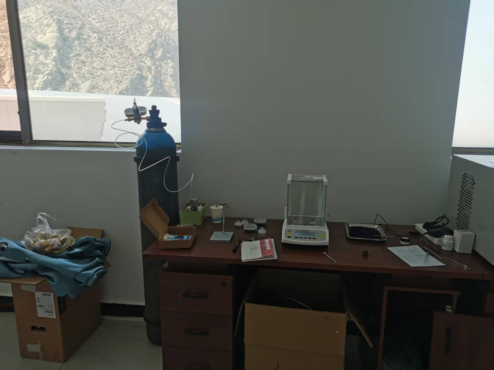 万分之一赛多利斯天平安装调试