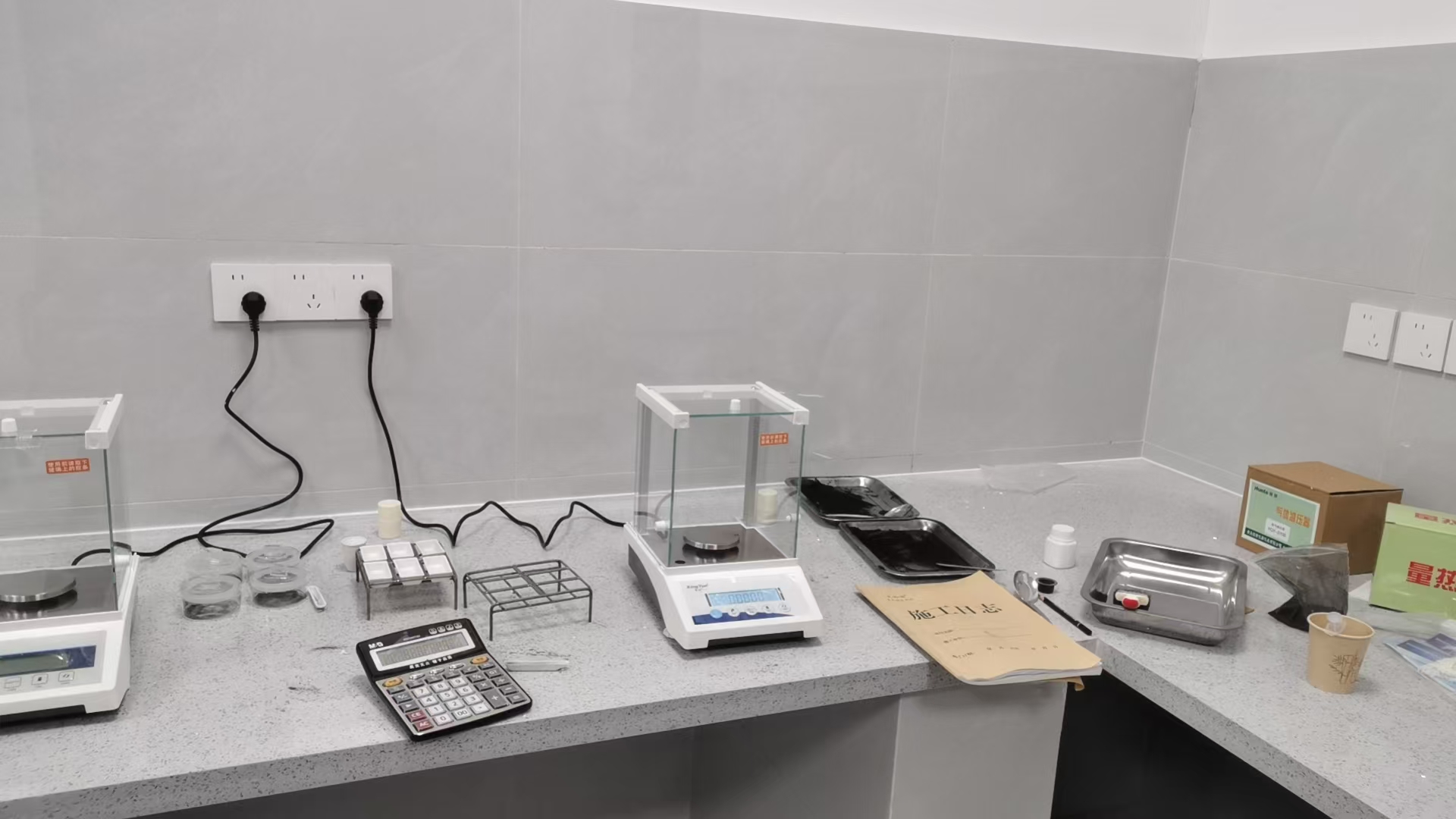 万分之一精密天平